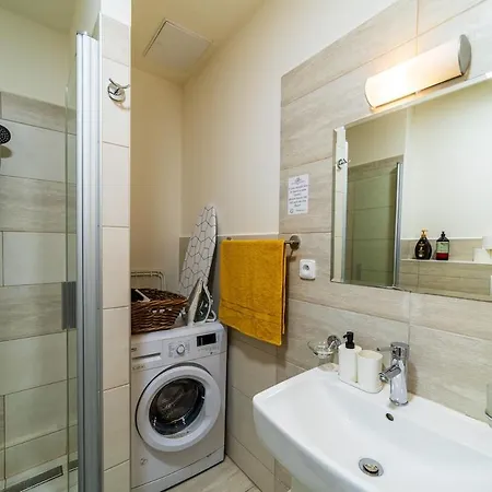 Apartment Old Town 2e *